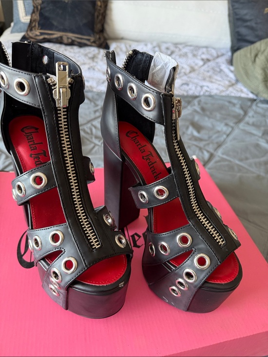 Shoes - Black Platform Grommet Zip Sandals